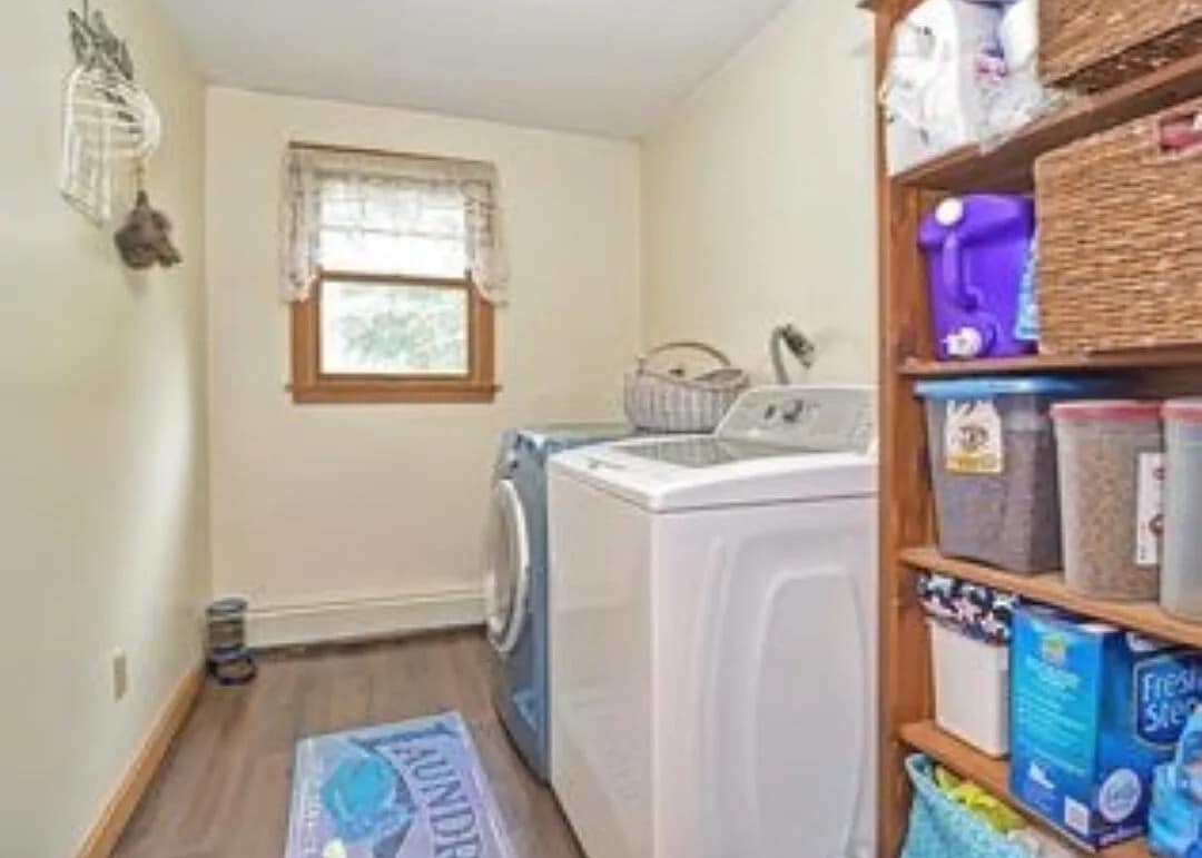 Building Photo - 393 Kelley Blvd