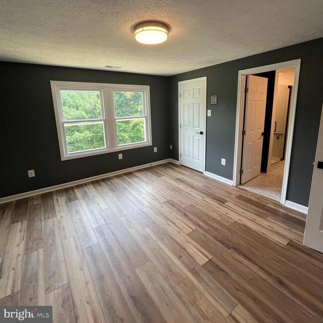 Building Photo - 7807 Edmunds Way