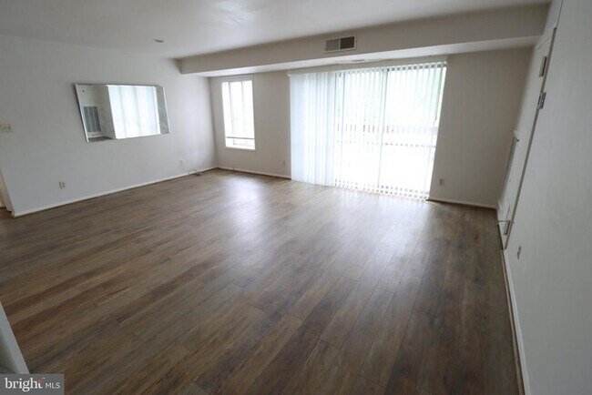 Building Photo - 10850 Green Mountain Cir