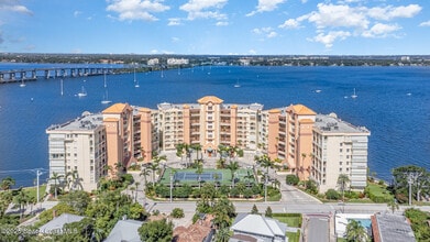 Building Photo - 104 Riverside Dr