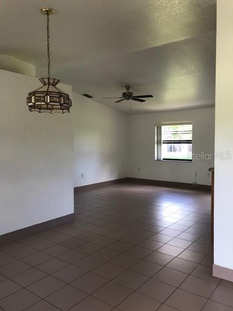 Building Photo - 25385 Sandhill Blvd