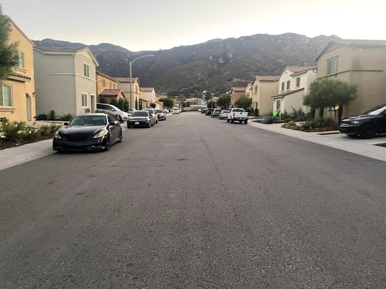 Building Photo - 32846 Crown Point Ln