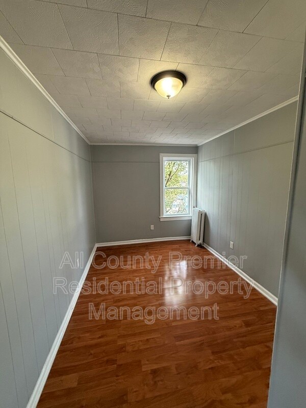 Building Photo - 1101 Hamilton Ave