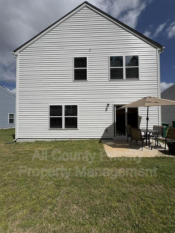 Building Photo - 3803 Falcon Ct