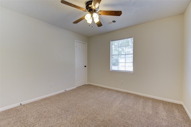 Building Photo - 9115 Taidswood Dr