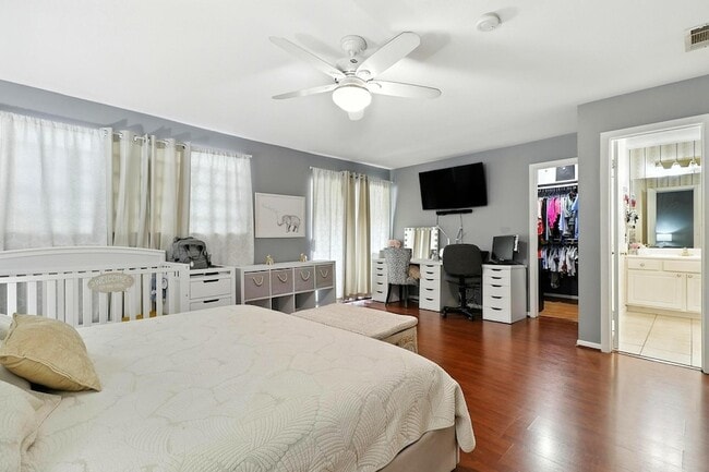 Building Photo - 1532 Prairie Grove Dr