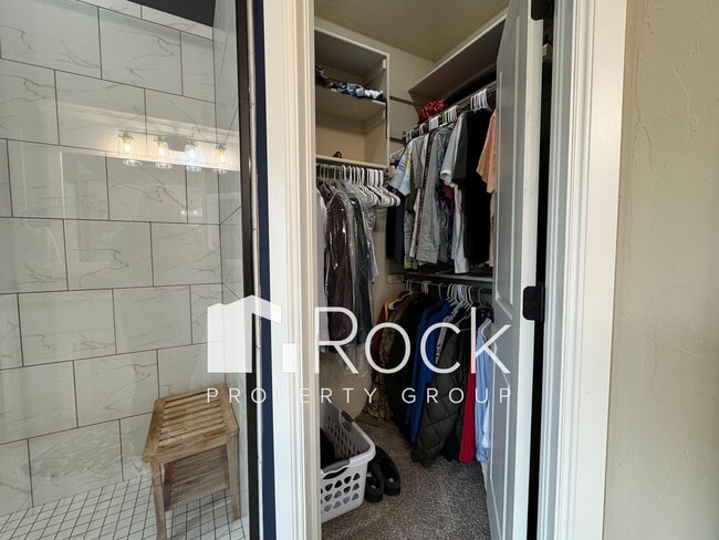 Building Photo - Beautiful 3 Bedroom Home with Study in Westmoore Area of OKC **First Month's Rent FREE**