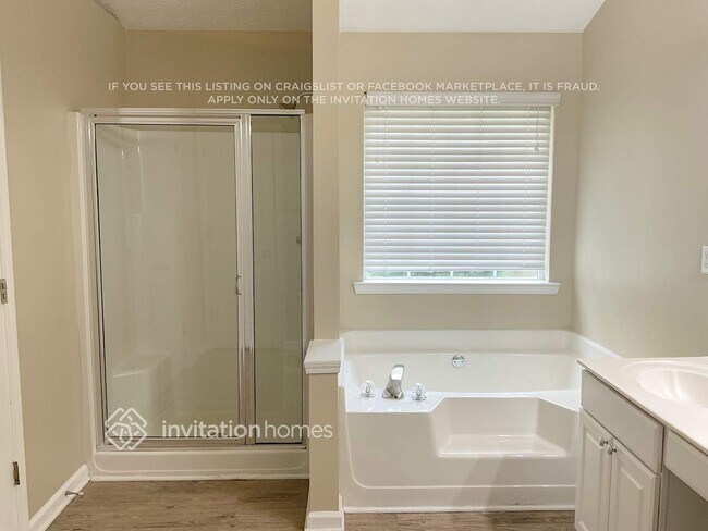 Building Photo - 1679 Crestfield Ln NW