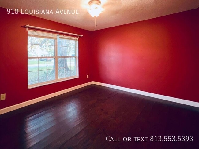Building Photo - 918 Louisiana Ave
