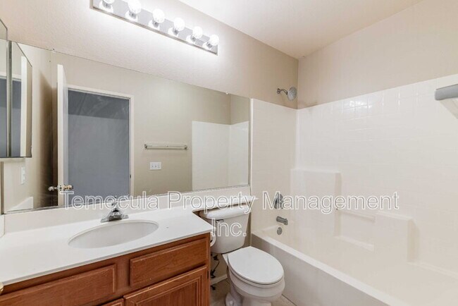 Building Photo - 43136 Sereno Dr
