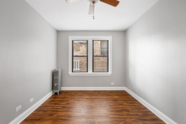 Building Photo - Spacious 1 Bedroom in Beverly