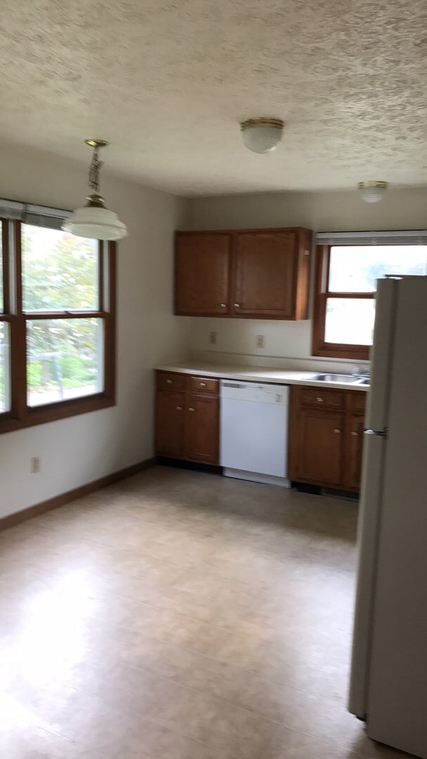 Building Photo - Available August 2026;  Monthly rent $2,350