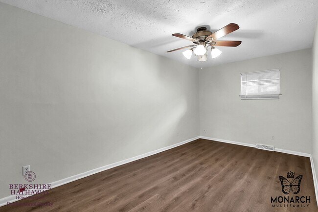 Building Photo - Affordable 3 Bedroom Home