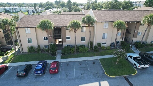 Building Photo - 586 Orange Dr