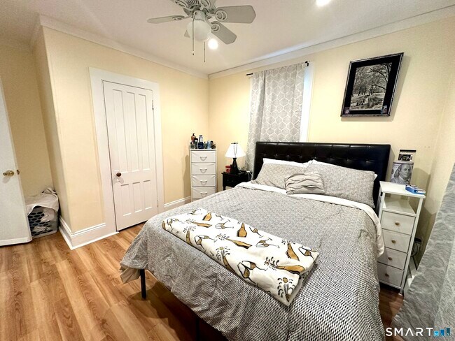 Building Photo - 39 Pierce St