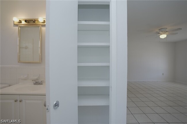 Building Photo - 1193 S Alhambra Cir