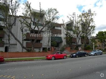 Building Photo - 355 S Los Robles Ave