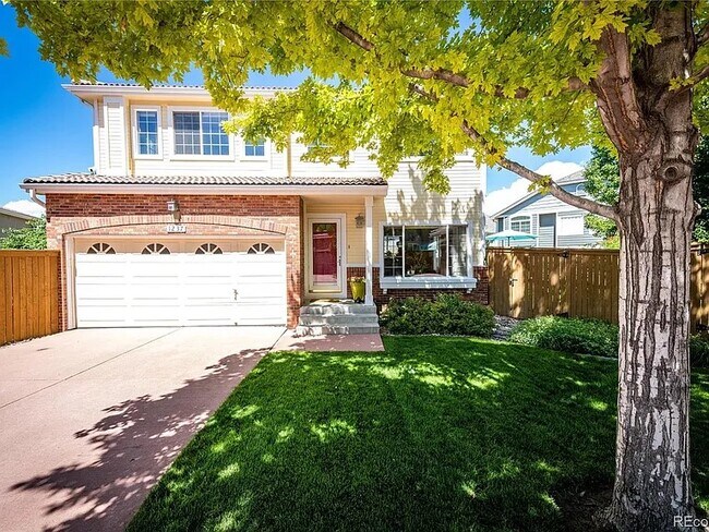 Front - 1237 Laurenwood Way