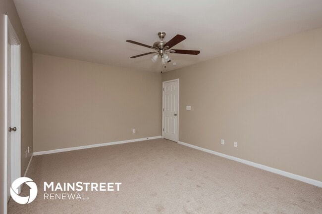 Building Photo - 2028 Quill Ct