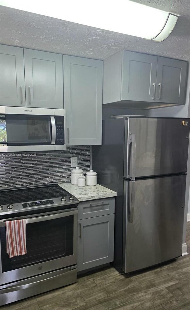 Building Photo - 524 Osprey Dr