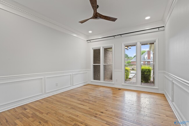 Building Photo - 72 Hartington Dr
