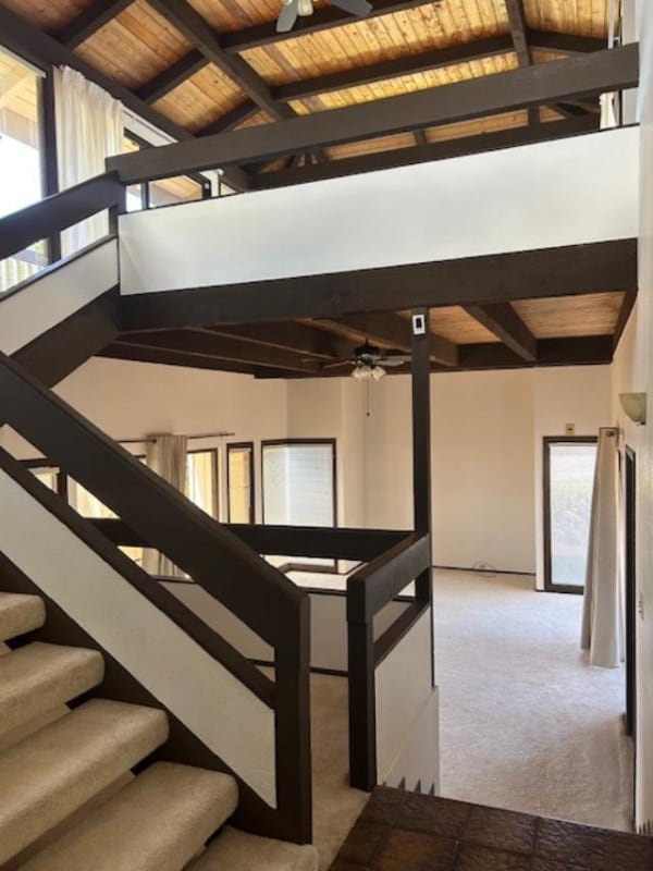 Building Photo - 1 Kihi St