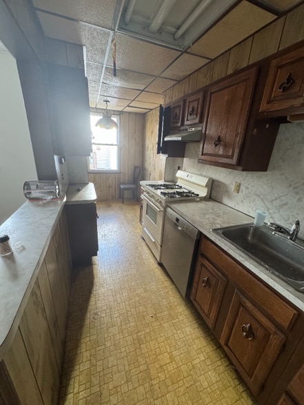 Building Photo - 6521 Dorel St