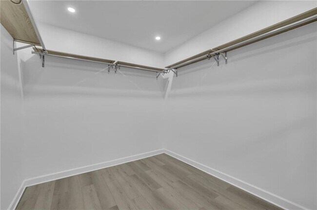 Building Photo - 902 Whistler Ln