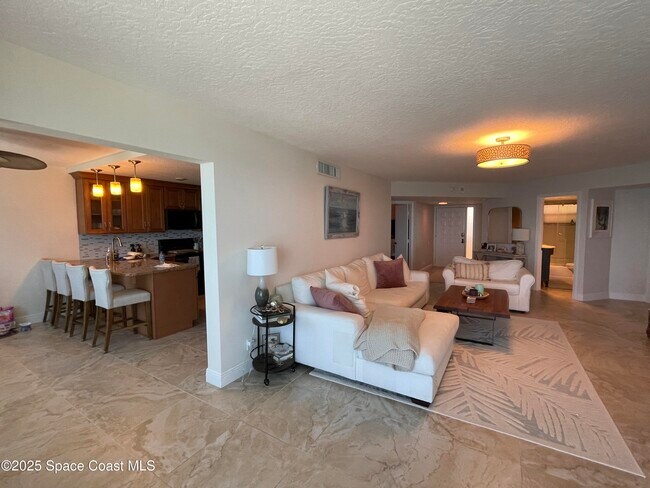 Building Photo - 2225 Jimmy Buffett Mem Hwy