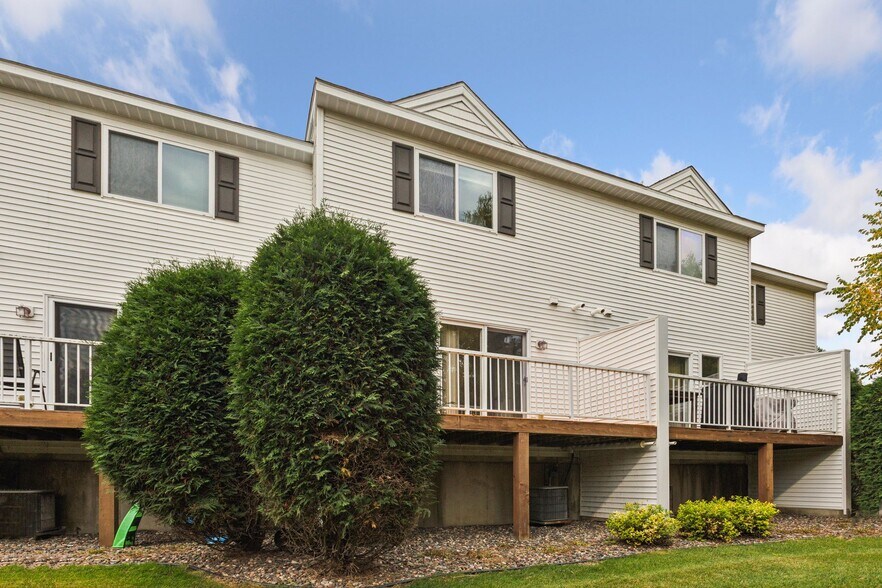 Building Photo - 4818 Education Dr N