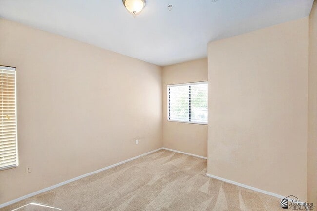 Building Photo - 3565 W 22nd St