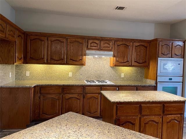 Building Photo - 1614 N Timber Brook Dr
