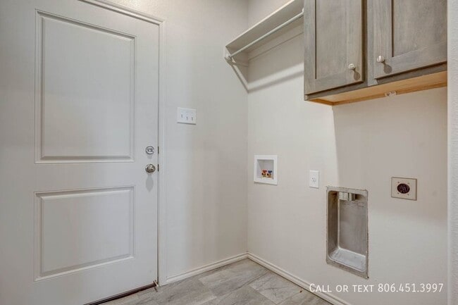 Building Photo - 1256 N 7th St