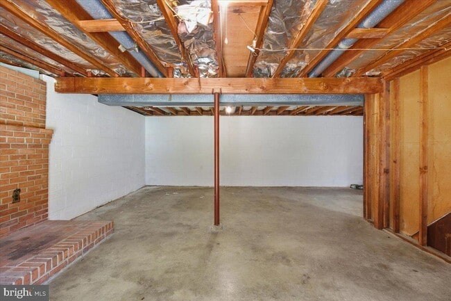 Building Photo - 1447 Knight Ave