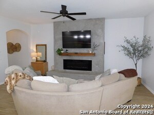 Building Photo - 104 Vail Dr