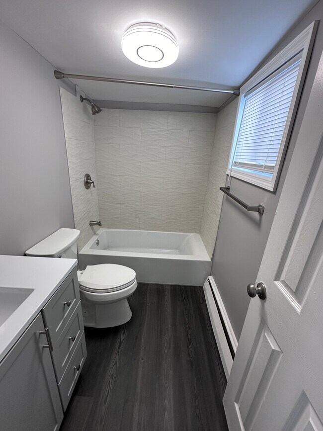 Bathroom - 107 Elizabeth St