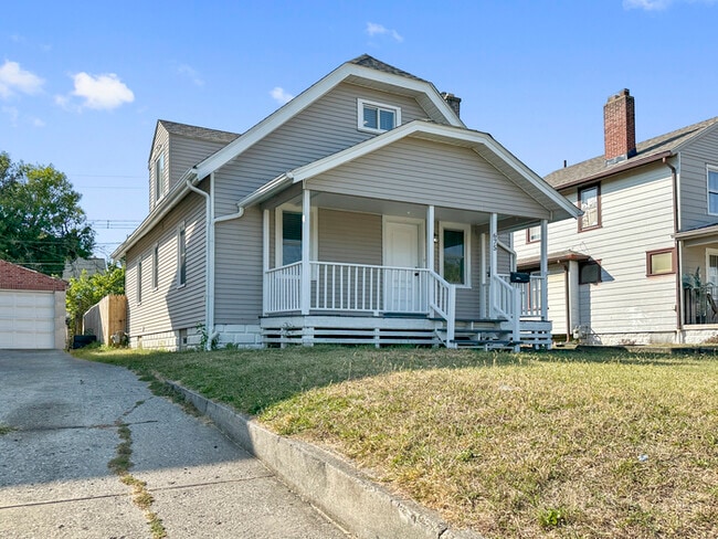 Building Photo - 675 S Hague Ave