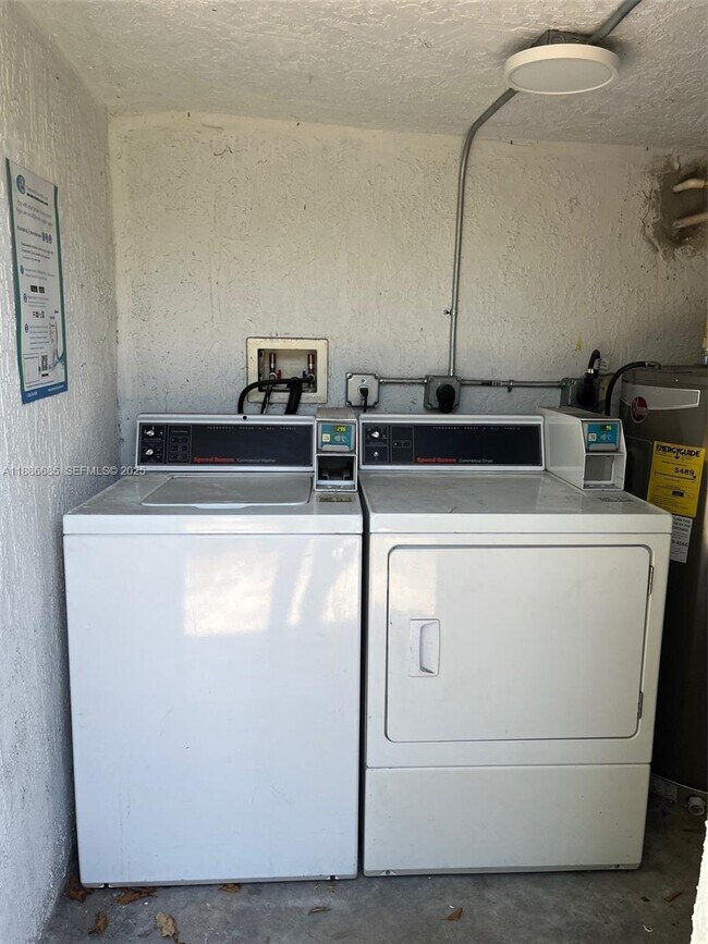 Building Photo - 1719 NW 1st St