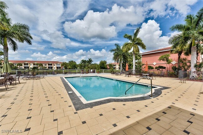 Building Photo - 20170 Estero Gardens Cir