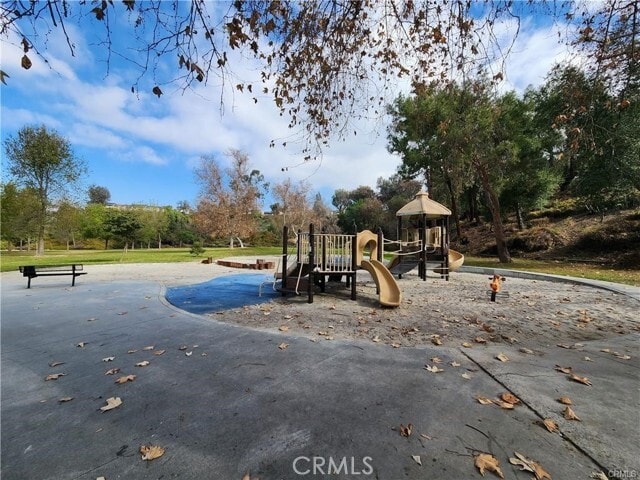 Building Photo - 2013 S Brentwood Dr