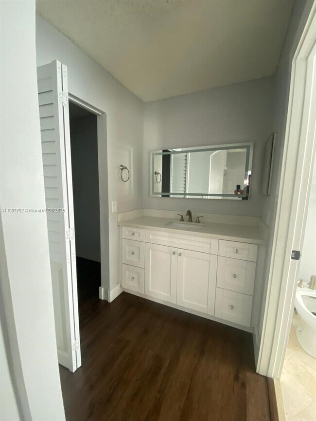 Building Photo - 7830 SW 161st Pl