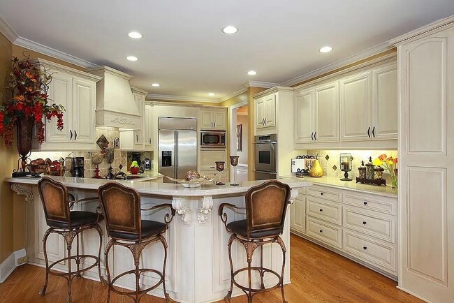 Building Photo - 200 Azalea Cove Ln
