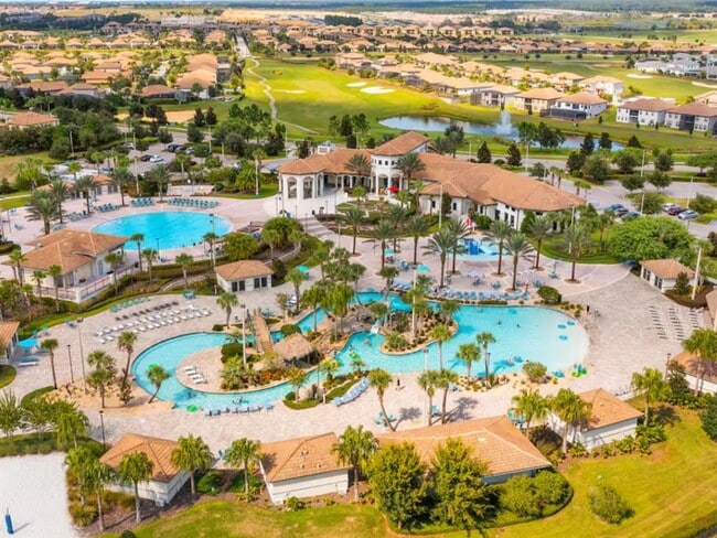 Building Photo - 1043 Splash Shot Pl