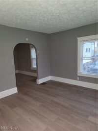 Building Photo - 1007 Dewalt Ave NW