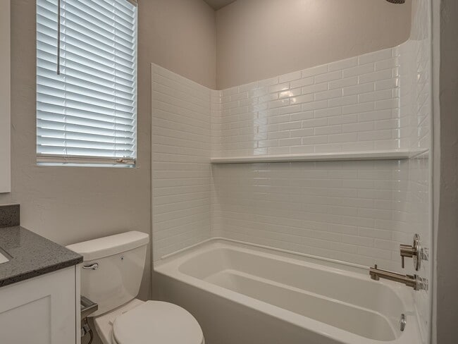 Building Photo - Beautiful New Construction Home in Edmond/Oklahoma City