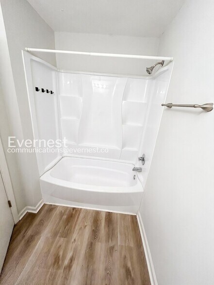 Building Photo - 5736 Lawn Meadow Dr