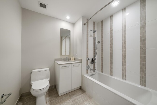 Building Photo - 1200 Ave at Port Imperial