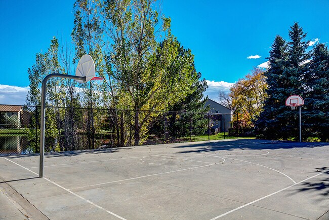 Building Photo - 855 W Moorhead Cir