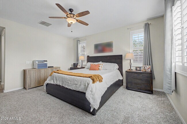 Building Photo - 12113 W Country Club Trail