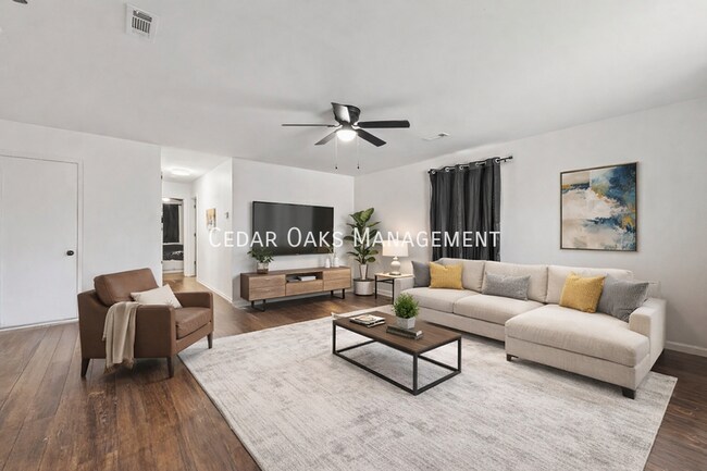 Building Photo - 5809 Samantha St